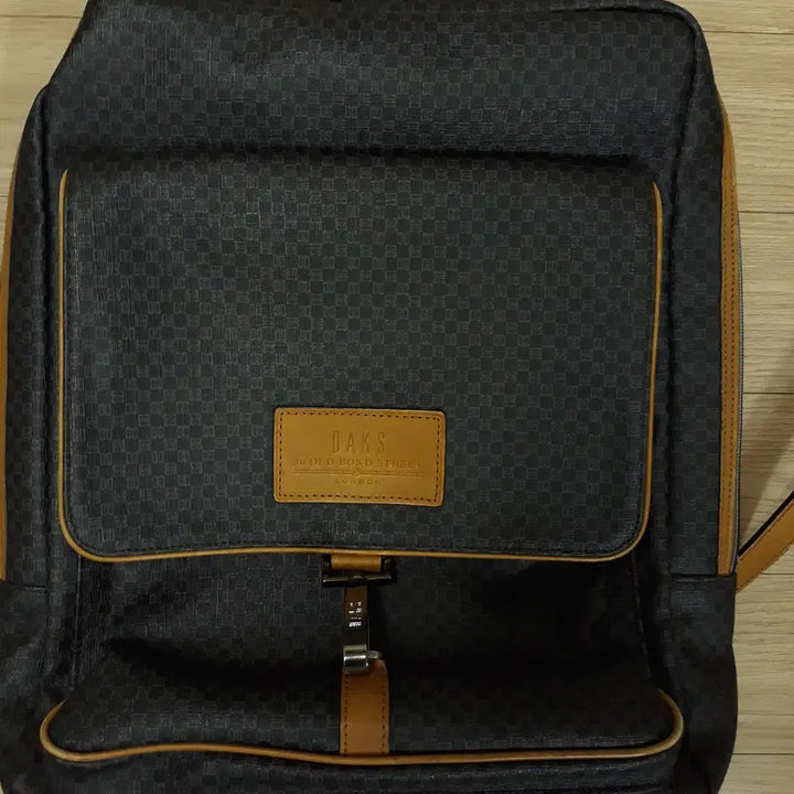 [BUNJANG] DAKS Leather Backpack / 닥스 백팩 DAKS 가방