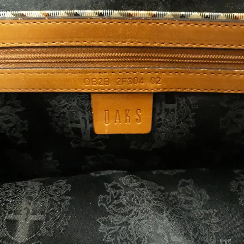 [BUNJANG] DAKS Leather Backpack / 닥스 백팩 DAKS 가방
