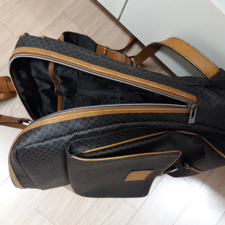 [BUNJANG] DAKS Leather Backpack / 닥스 백팩 DAKS 가방