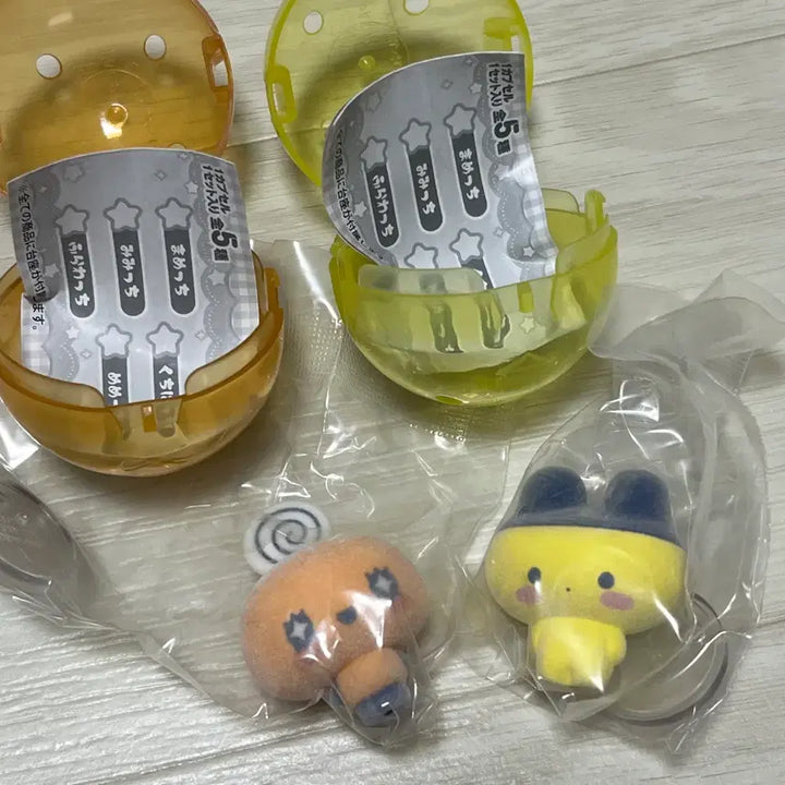 [BUNJANG] Tamagotchi Fluffy Gacha Figure Set / 다마고치 플로키 가챠 피규어 마메치 메메치 판매