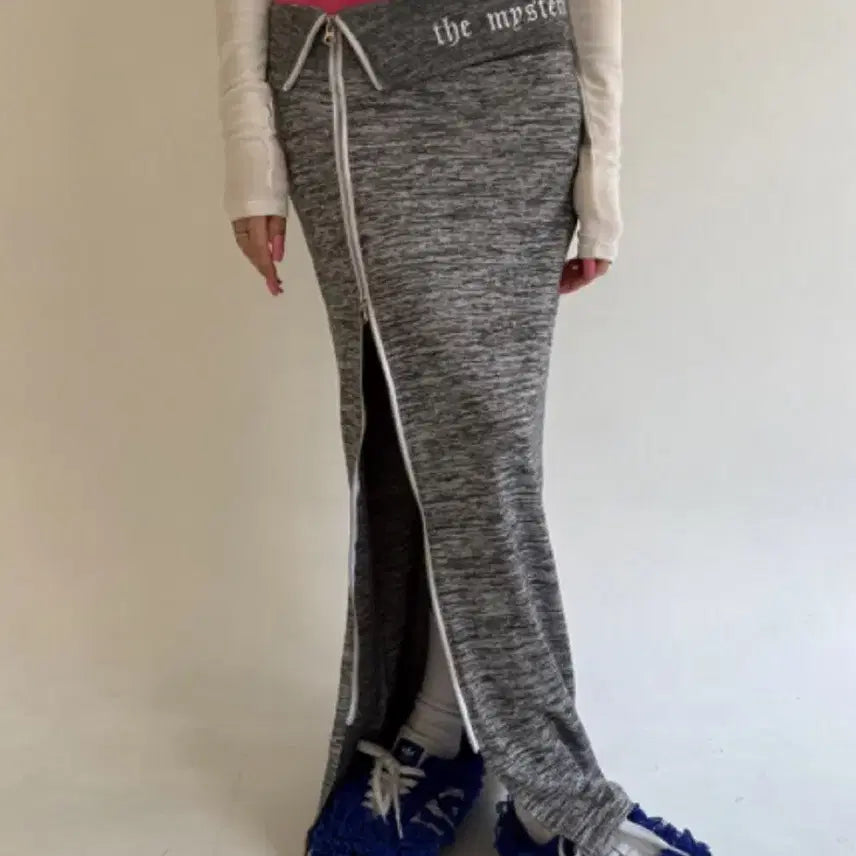 [BUNJANG] The Mysterious Hotel Grey Long Skirt / 더미스테리어스호텔 집업 롱 스커트