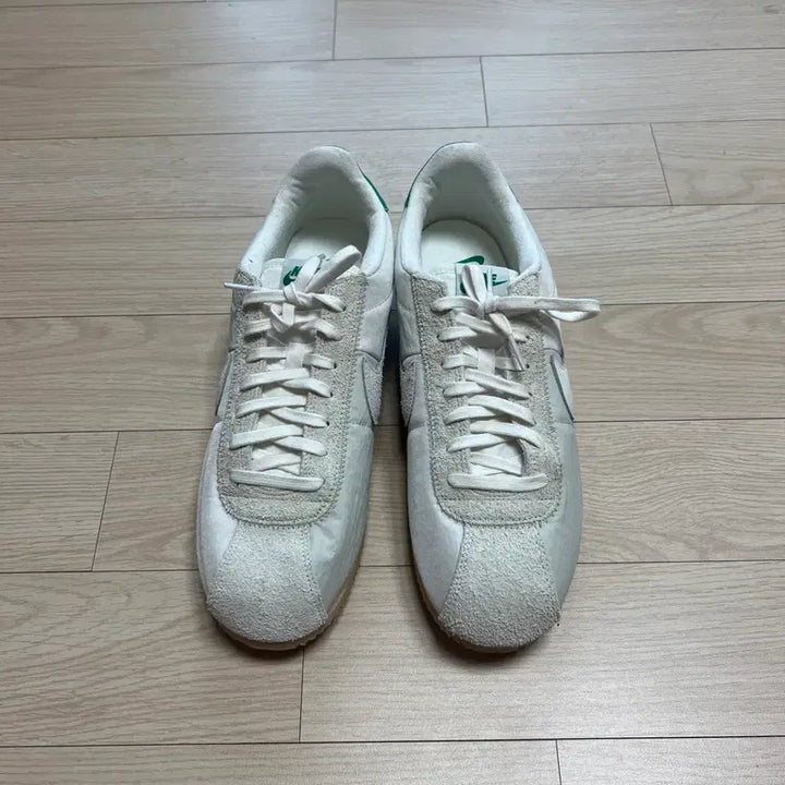 [SOLD OUT] [300] 나이키 코르테즈 세일 앤 스타디움 그린
