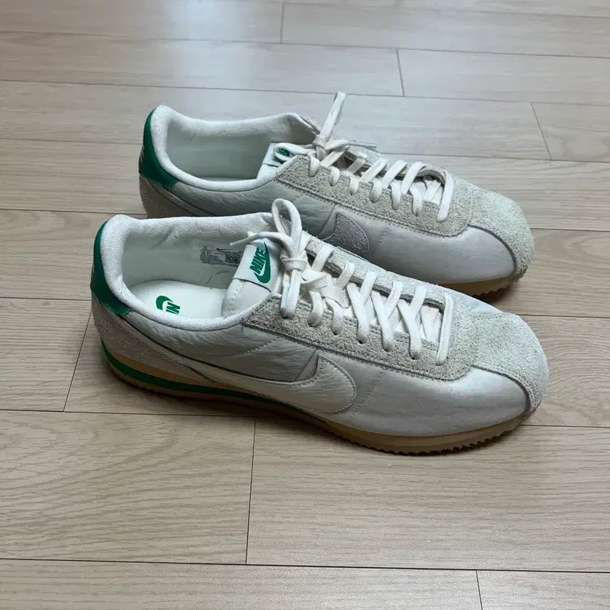[SOLD OUT] [300] 나이키 코르테즈 세일 앤 스타디움 그린