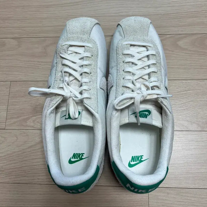 [SOLD OUT] [300] 나이키 코르테즈 세일 앤 스타디움 그린