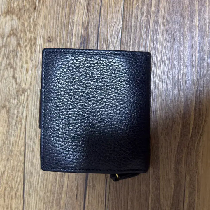 [BUNJANG] Gucci GG Marmont Black Flap Wallet / 구찌 GG마몬트 플랩 반지갑