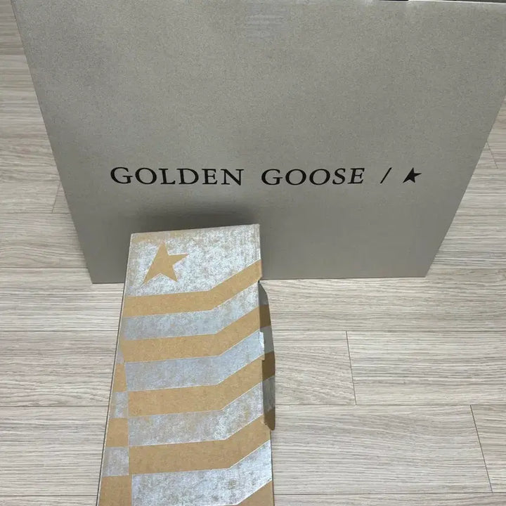 [BUNJANG] Golden Goose Superstar Sneakers / 골든구스 슈퍼스타 스니커즈