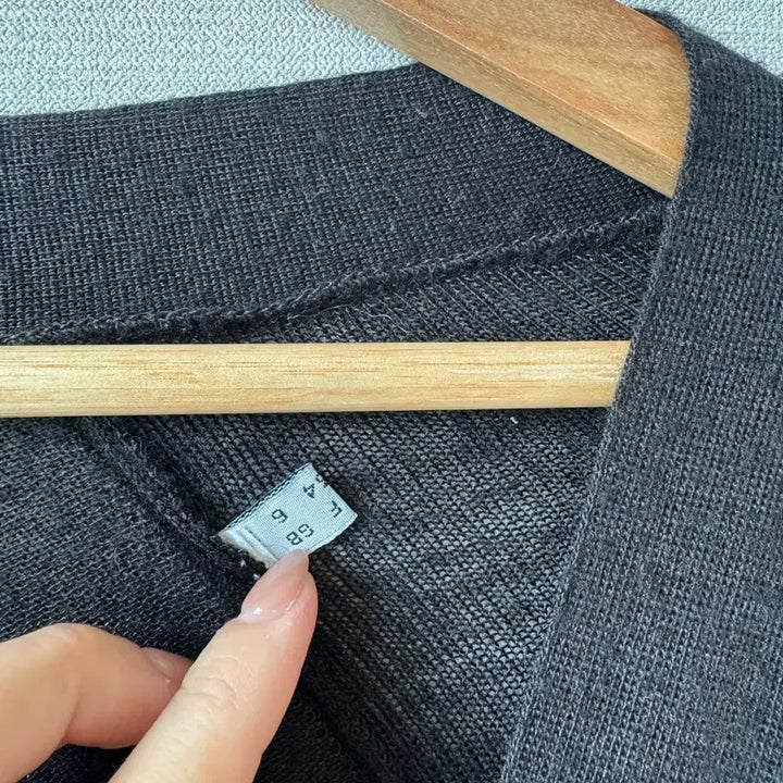 [BUNJANG] See By Chloe Wool Silk Blend Black Cardigan / SEE BY CHLOE 끌로에 울실크 혼방 블랙 가디건 55