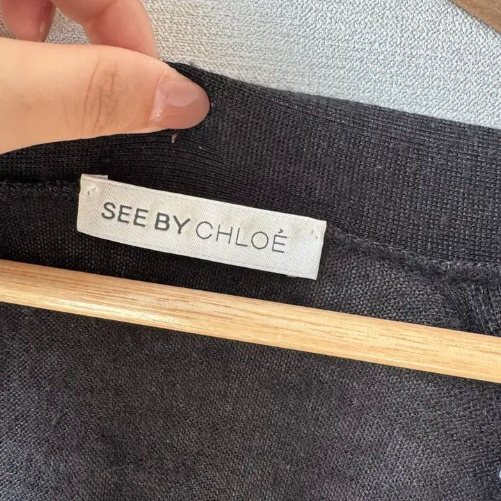 [BUNJANG] See By Chloe Wool Silk Blend Black Cardigan / SEE BY CHLOE 끌로에 울실크 혼방 블랙 가디건 55