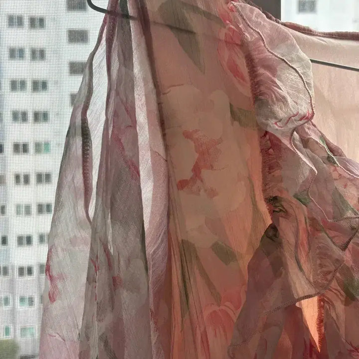 [BUNJANG] U:n:jin Lisianthus Dress / 유앤진 리시안셔스 원피스