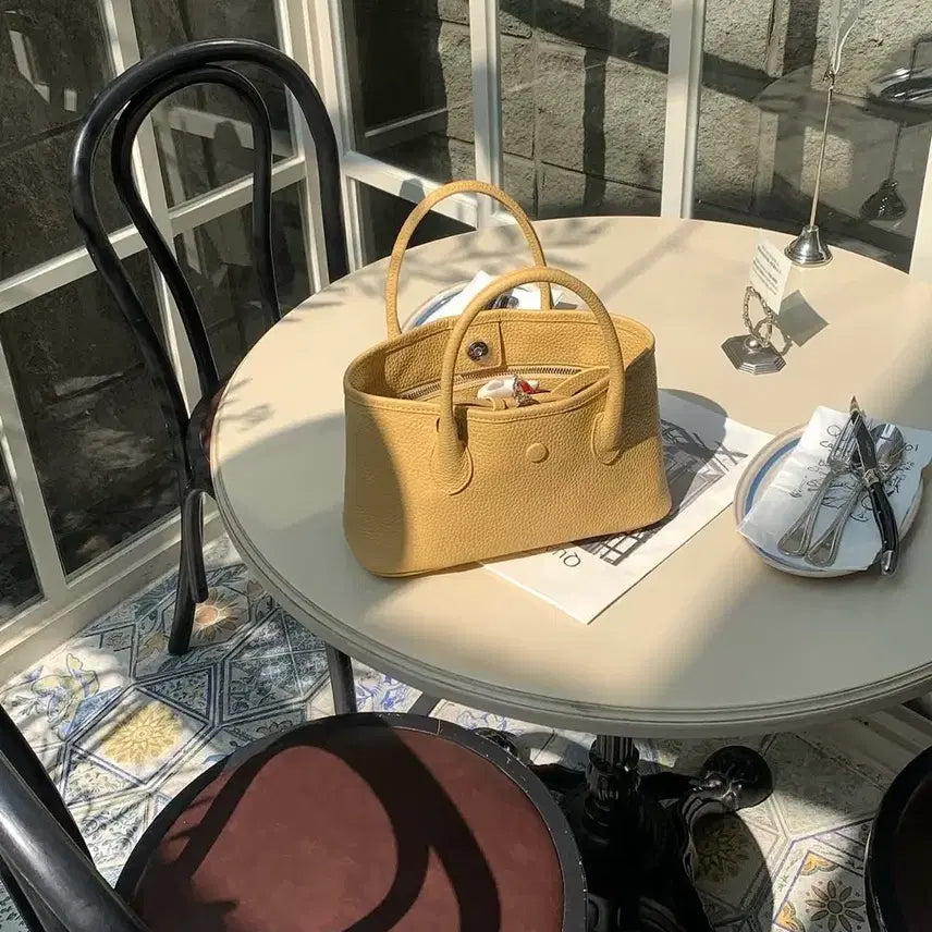 [BUNJANG] Bonggeut Dumm Dumm Open Dot Small Butter Yellow / 봉긋 덤덤오픈도트 스몰 버터옐로우