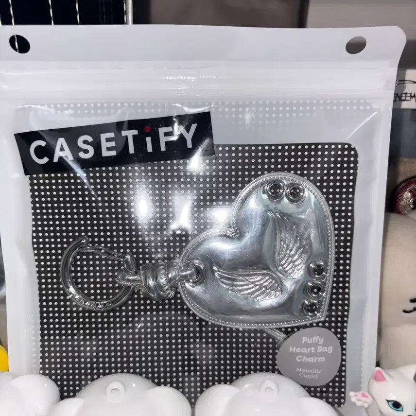 [BUNJANG] G-Dragon CASETiFY Puppy Bag Charm Silver / 지디 케이스티파이 키링 퍼피 백 참 실버 팬미팅컨페티증정 지드래곤 미개봉
