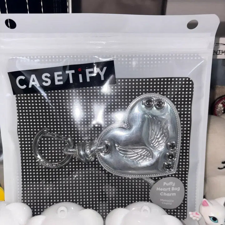 [BUNJANG] G-Dragon CASETiFY Puppy Bag Charm Silver / 지디 케이스티파이 키링 퍼피 백 참 실버 팬미팅컨페티증정 지드래곤 미개봉