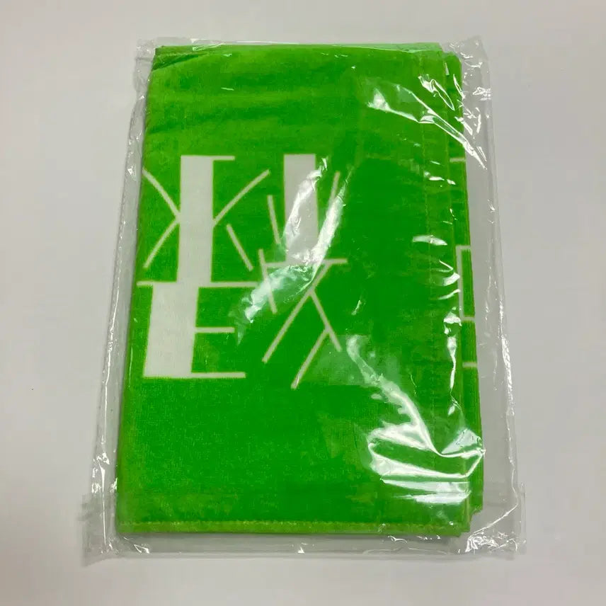 [BUNJANG] Nokhwangsae Society Towel / 녹황색사회 타올