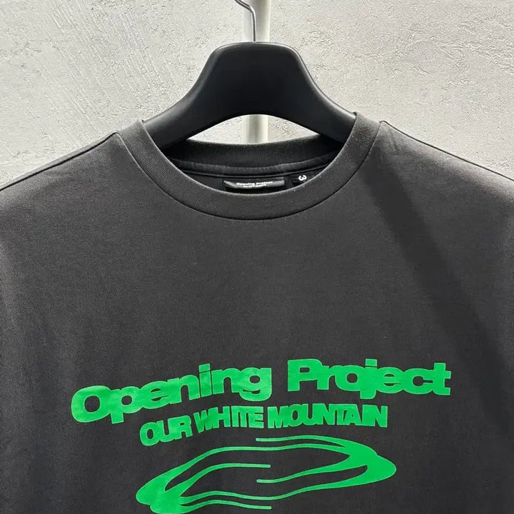 [SOLD OUT] 오프닝프로젝트 반팔 티셔츠 차콜 XL
