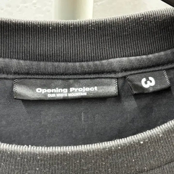 [SOLD OUT] 오프닝프로젝트 반팔 티셔츠 차콜 XL