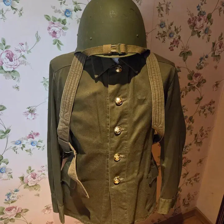 [BUNJANG] Soviet WWII Combat Uniform Set (Helmet, Top, Backpack) / 소련 전투복 착장 세트철모, 상의, 배낭