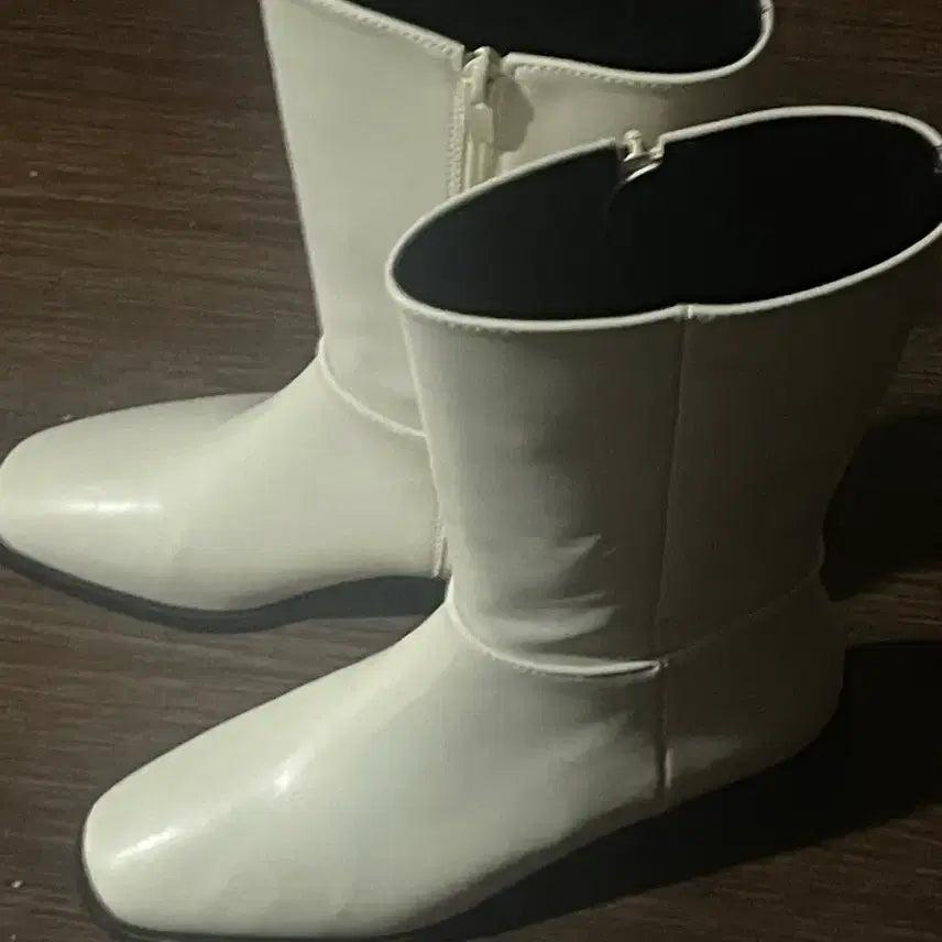 [BUNJANG] SAPPUN Ivory Ankle Boots Size 235 / (거의 새상품)사뿐 아이보리 앵클부츠 235