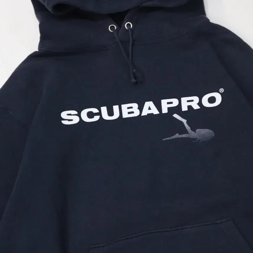 [BUNJANG] SCUBAPRO Vintage Diver Logo Navy Hoodie (M) / SCUBAPRO 스쿠바프로 빈티지 다이버 로고 네이비 후드 (M)