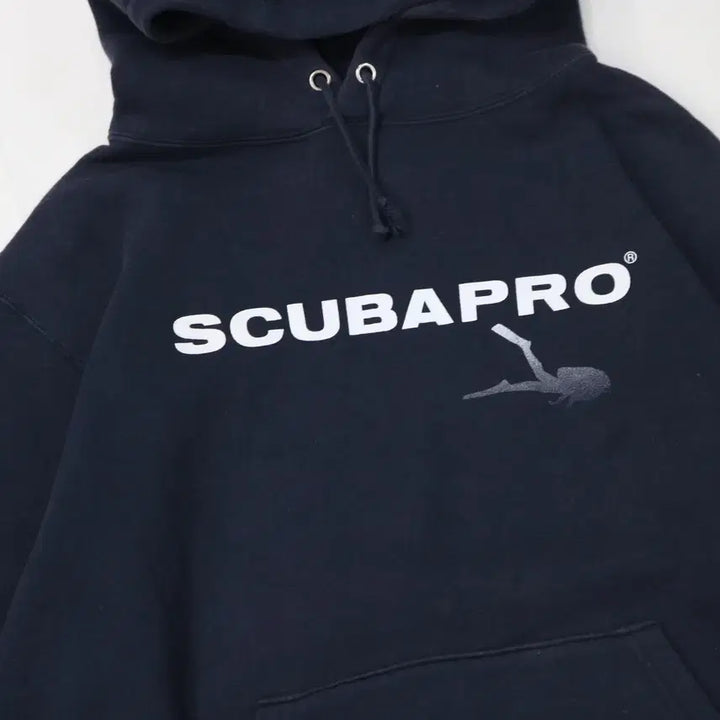 [BUNJANG] SCUBAPRO Vintage Diver Logo Navy Hoodie (M) / SCUBAPRO 스쿠바프로 빈티지 다이버 로고 네이비 후드 (M)