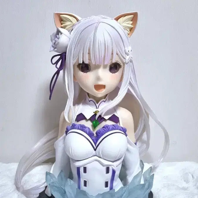 [SOLD OUT] 리제로 에밀리아 흉상 네코미미 피규어