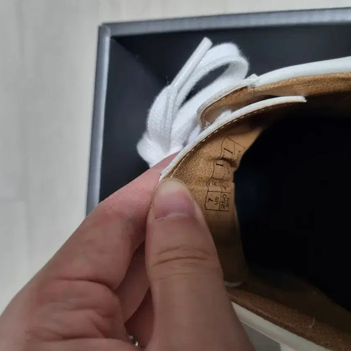[SOLD OUT] 코어오브알케미 스탠다드 독일군 all white 5.5cm 키높이 스니커