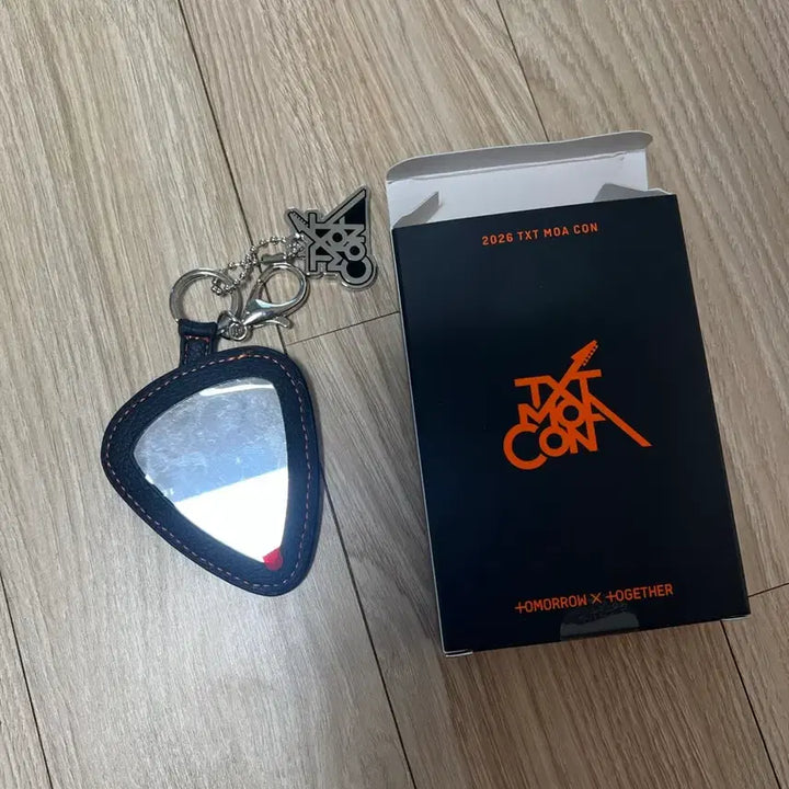 [BUNJANG] TXT MOA Concert Mirror Keyring / 투바투 TXT 모아콘 거울키링