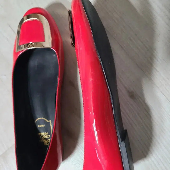 [BUNJANG] Roger Vivier Ballerina Flat Red 37 / 로저비비에 발레리나 플랫 레드37