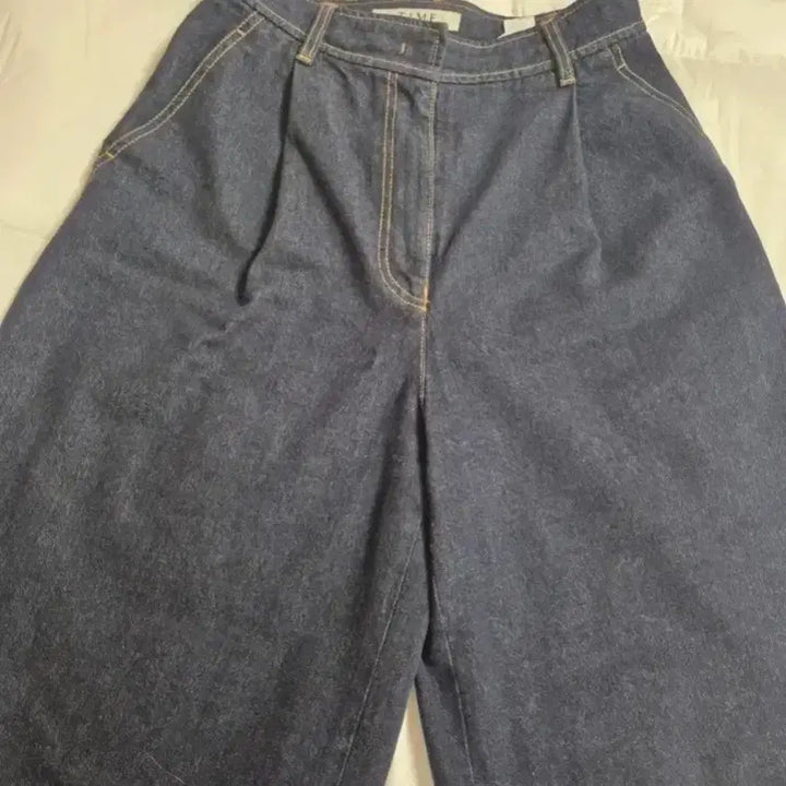 [SOLD OUT] 타임 워시드데님팬츠