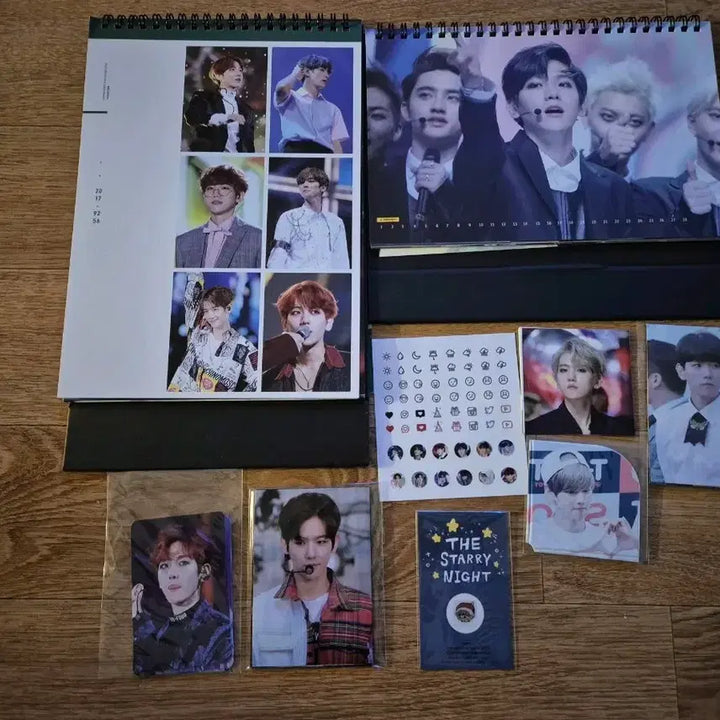 [BUNJANG] EXO Baekhyun Calendar, Sticker, Photocard Bundle Set / 엑소 백현 달력,스티커 ,포카 등등...일괄핀매