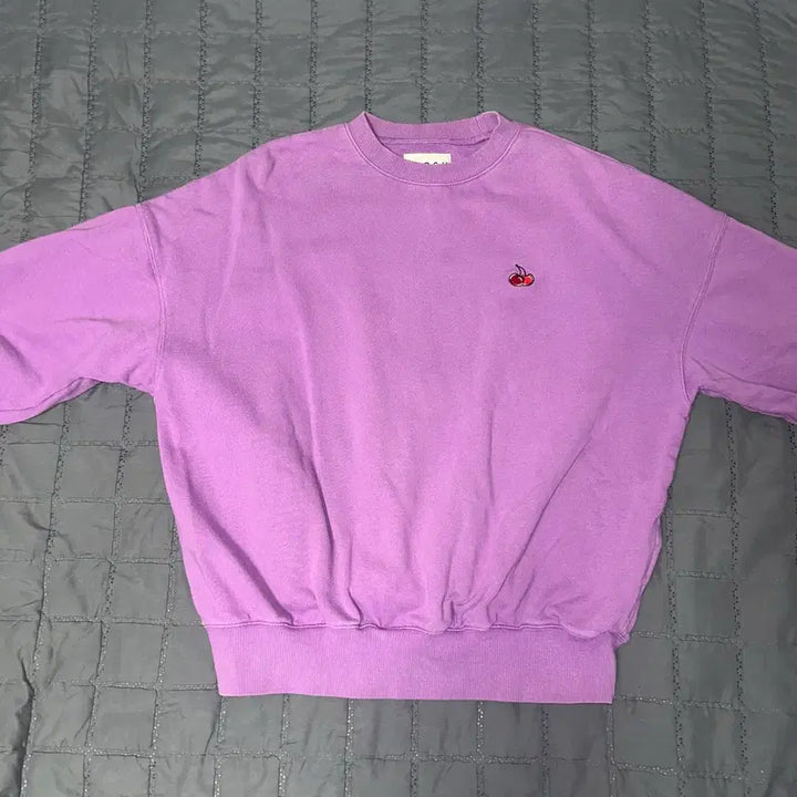 [BUNJANG] Kirsh Cherry Logo Purple Sweatshirt / 키르시 체리 로고 퍼플 맨투맨 1사이즈