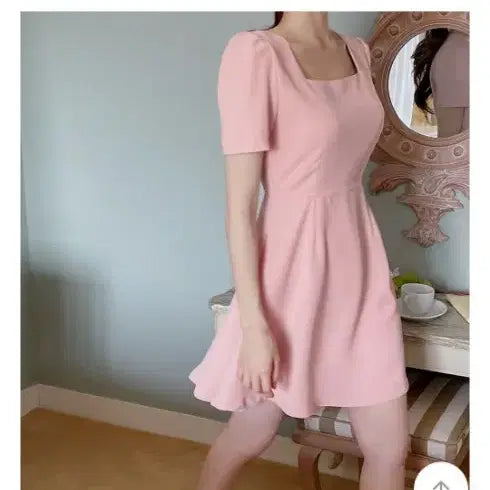 [BUNJANG] Pink Square Neck Flare Dress / 핑크 스퀘어넥 반팔 플레어 원피스 새상품