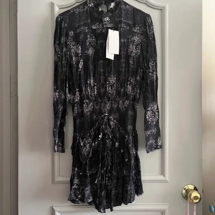[BUNJANG] IRO Midi Dress, 2021 Collection, Size 36 / 21ss 이로 원피스 새상품 36사이즈
