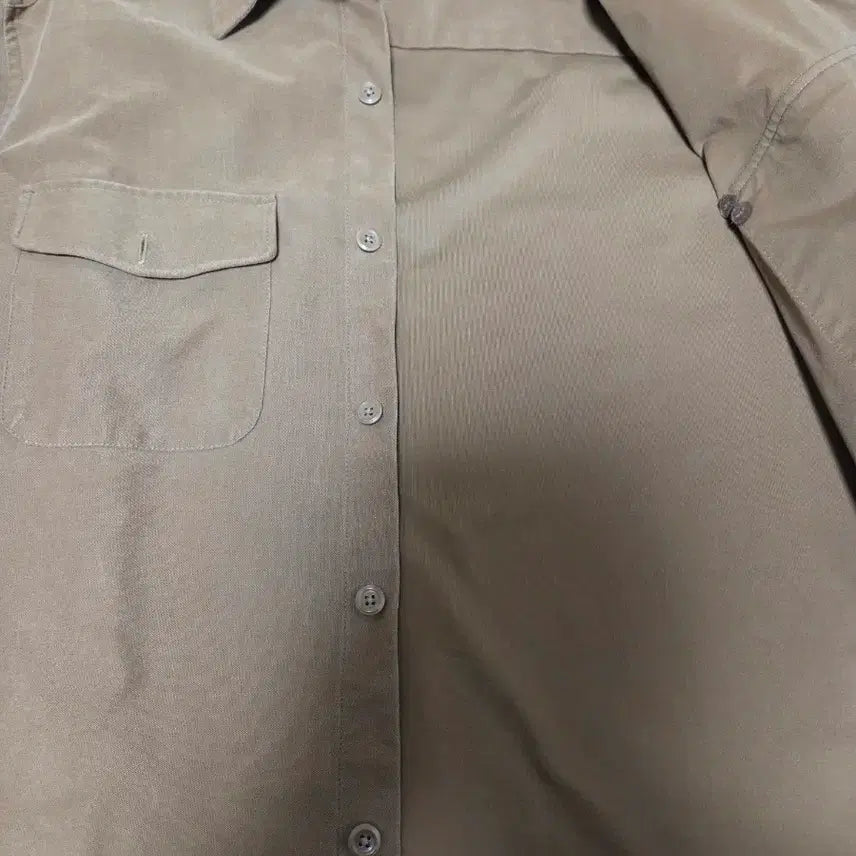 [BUNJANG] Uniqlo Shirt Jacket, Size 105, Khaki / 유니클로 셔츠 자켓 105사이즈 황토색