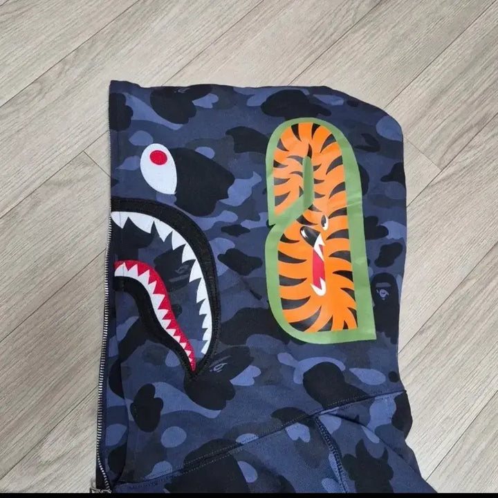 [BUNJANG] BAPE Color Camo Shark Full Zip Hoodie Navy M / [정품/새상품]베이프 컬러 카모 샤크 풀 집업 후드 청계 네이비 m