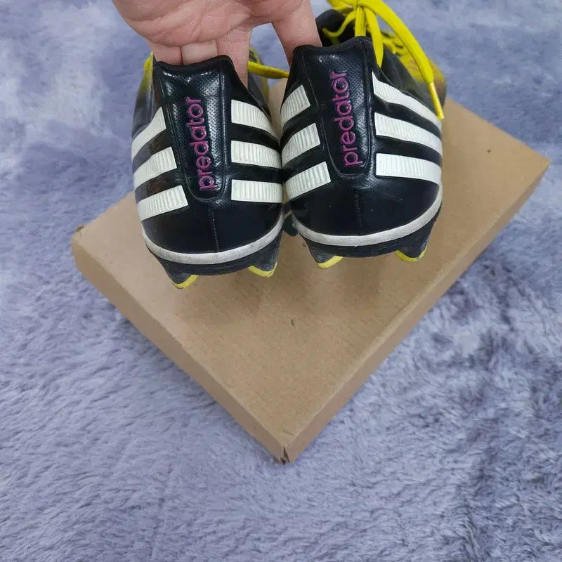[BUNJANG] Adidas Soccer Cleats Sneakers / [270] 아디다스 축구화 운동화