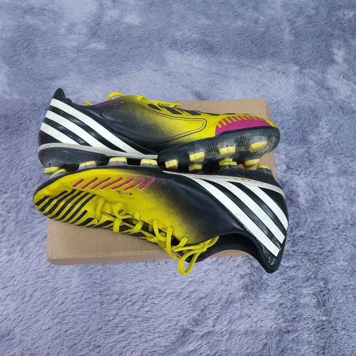 [BUNJANG] Adidas Soccer Cleats Sneakers / [270] 아디다스 축구화 운동화