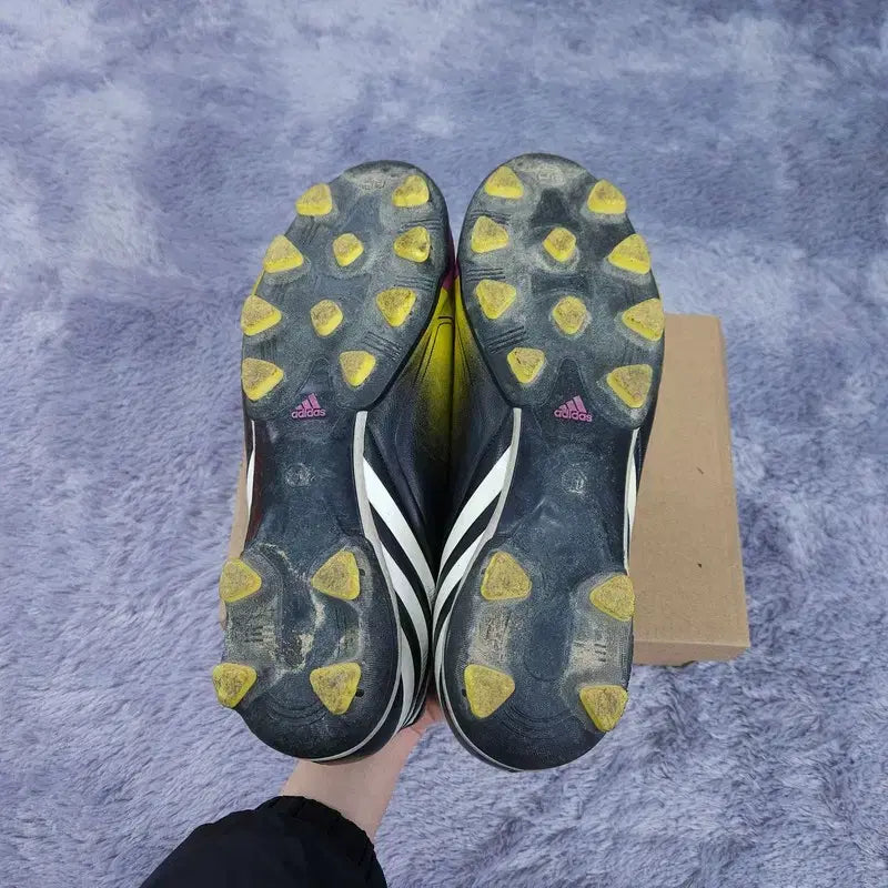 [BUNJANG] Adidas Soccer Cleats Sneakers / [270] 아디다스 축구화 운동화