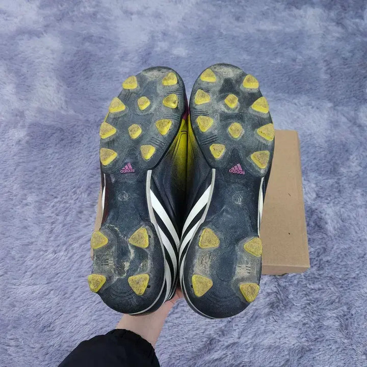 [BUNJANG] Adidas Soccer Cleats Sneakers / [270] 아디다스 축구화 운동화