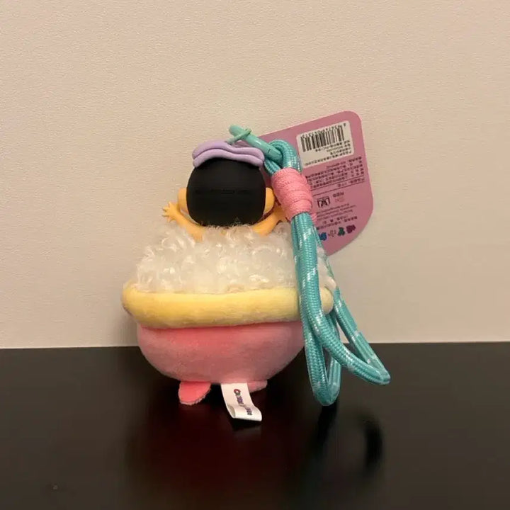 [BUNJANG] Crayon Shin-chan Bathing Keyring / 목욕하는 짱구 키링