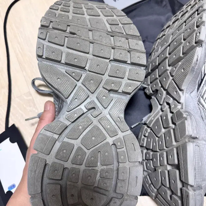 [BUNJANG] Balenciaga 3XL Gray Sneakers / 발렌시아가 3xl 40사이즈 그레이컬러 판매 합니다.