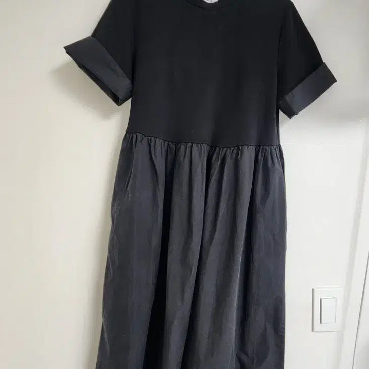 [SOLD OUT] COS 블랙 롱원피스