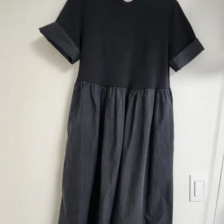 [SOLD OUT] COS 블랙 롱원피스