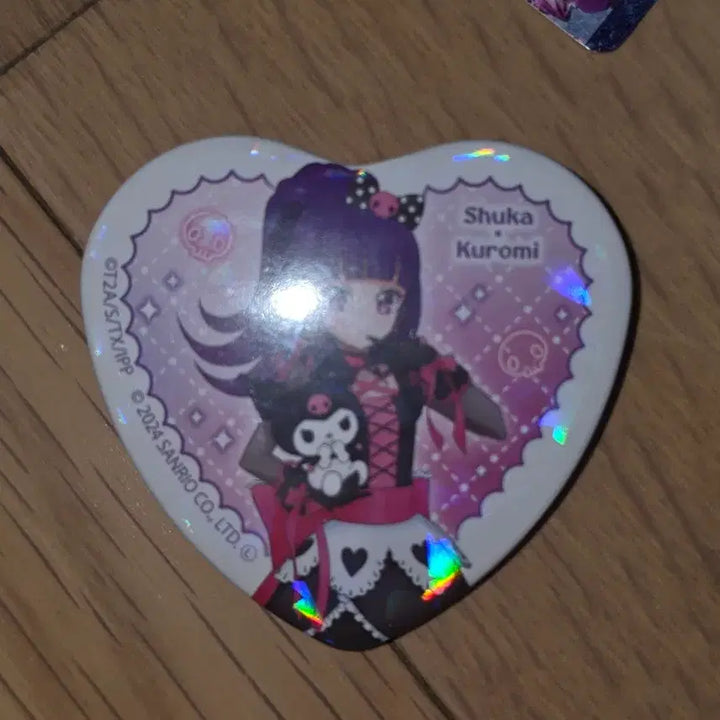 [BUNJANG] PriPara Idol Time Shuka Sanrio Collaboration Kuromi Limited Edition Can Badge / 한정 프리파라 아이돌타임 슈카 산리오 콜라보 쿠로미 캔뱃지