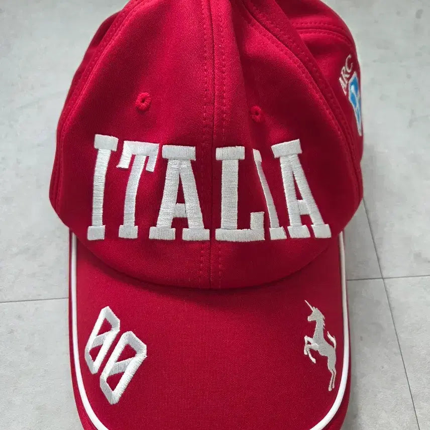 [BUNJANG] 2000 Archives Italia Cap Red / 2000 아카이브스 00 ITALIA CAP 레드