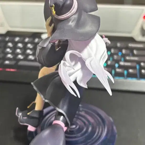 [BUNJANG] Wandering Witch Elaina Figure / 마녀의 여행 일레이나 피규어
