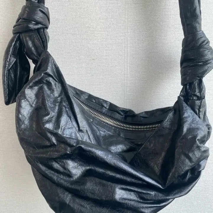 [BUNJANG] CDSD Shoulder Bag / CDSD 덤플핑 숄더백