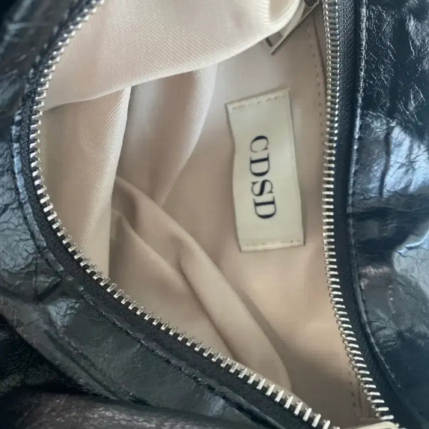 [BUNJANG] CDSD Shoulder Bag / CDSD 덤플핑 숄더백