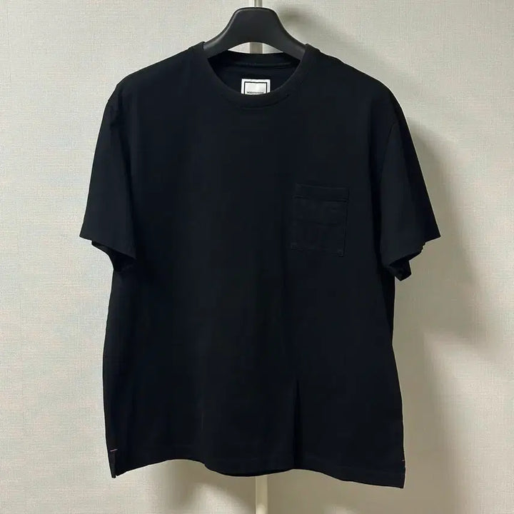 [BUNJANG] Wooyoungmi Hexagon Back Logo T-shirt Black / [50] 우영미 헥사곤 백로고 반팔 티셔츠 블랙
