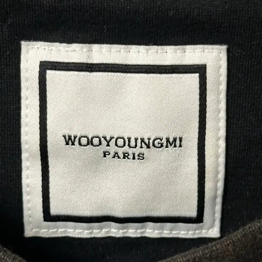 [BUNJANG] Wooyoungmi Hexagon Back Logo T-shirt Black / [50] 우영미 헥사곤 백로고 반팔 티셔츠 블랙