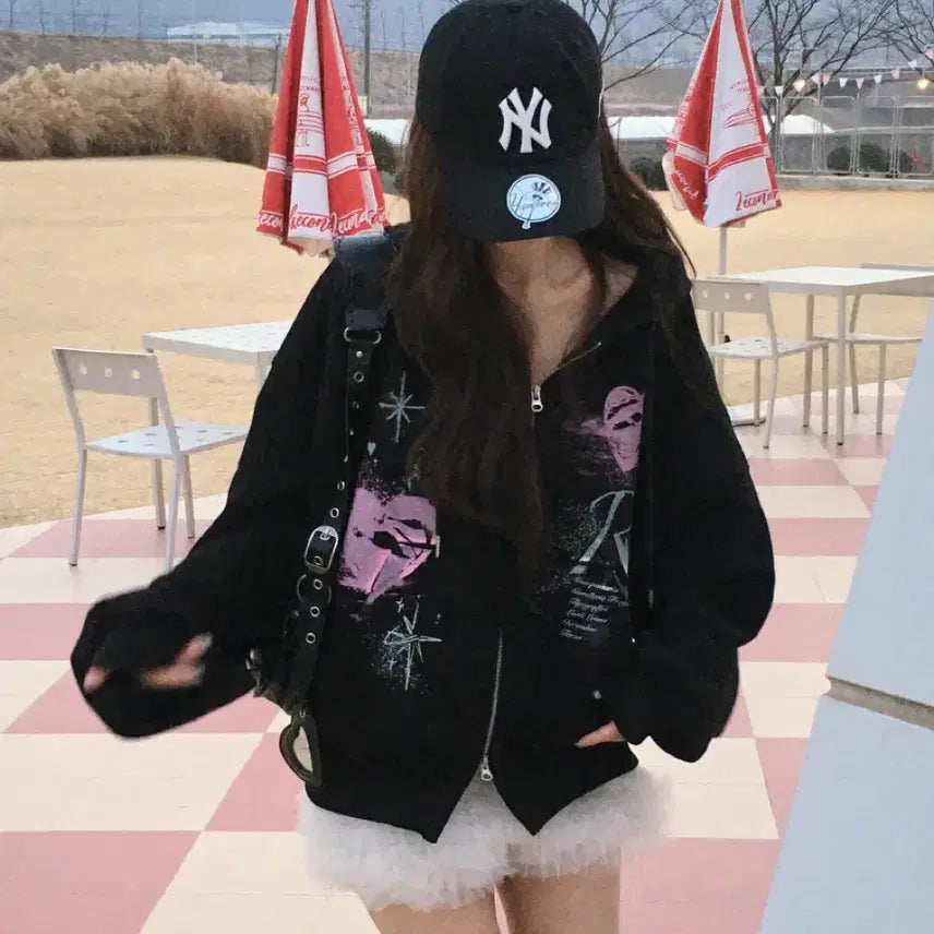 [BUNJANG] Post Motion Yeji Mong Printed Hoodie Zip-up / 포스트모니션 예지몽 나염후드집업